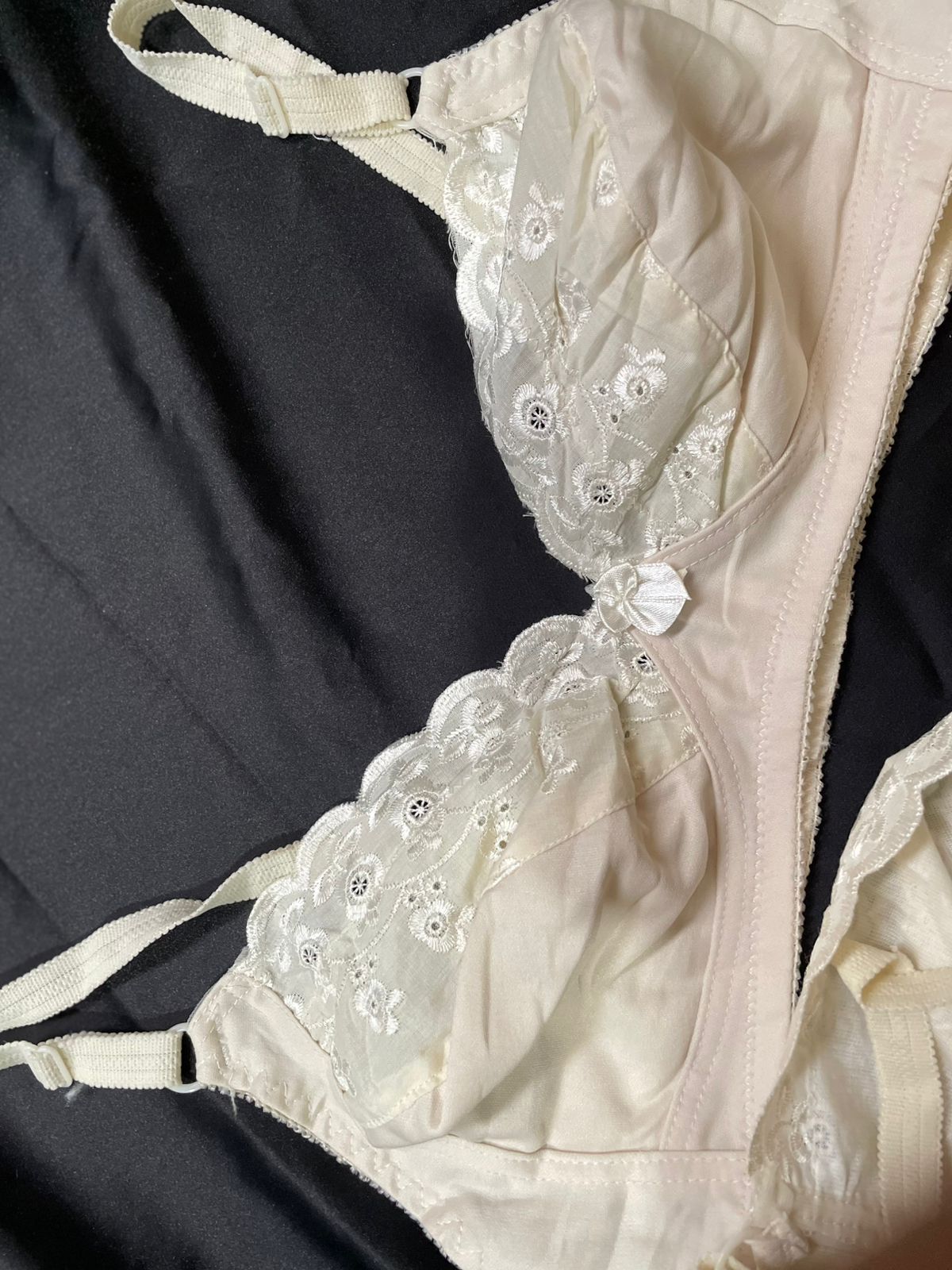 50% Off | Pack of 2 Imported Floral Bra | Free Home Delivery